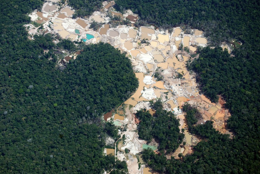 Gold mining explodes in Suriname, puts forests and people at risk
