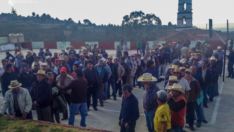 Votación-como-en-Cherán-elección-asamblea-comunal-Huitzizilapan_Aldabi-Olvera-800x450