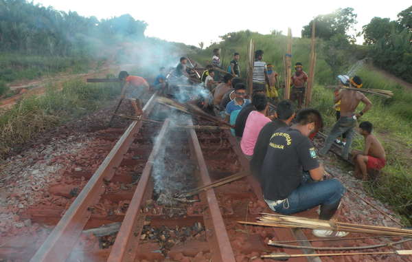 Amazon tribe blockade railroad in protest against Brazilian mining giant