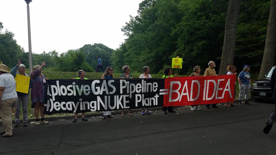 New York: Neighbors Rally at Cuomo Appearance to Shut Down Pipeline